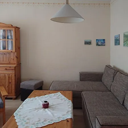 Holiday home Mit Garten, Weinlaube Und Aussenpool *