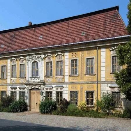Holiday home Mit Garten, Weinlaube Und Aussenpool